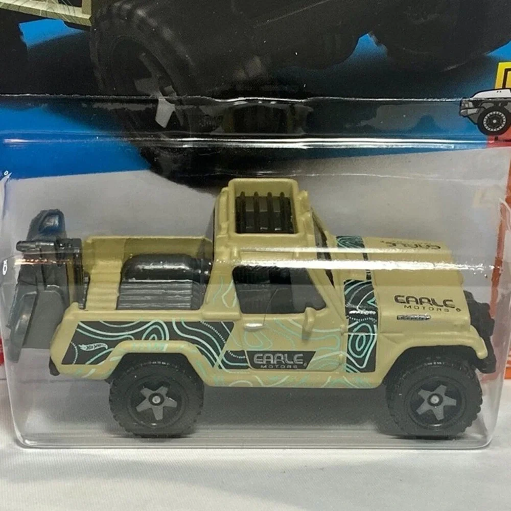 Hot Wheels '67 Jeepster Commando 94/250 HW Hot Trucks 2/10 Diecast 1/64 NIP 2022